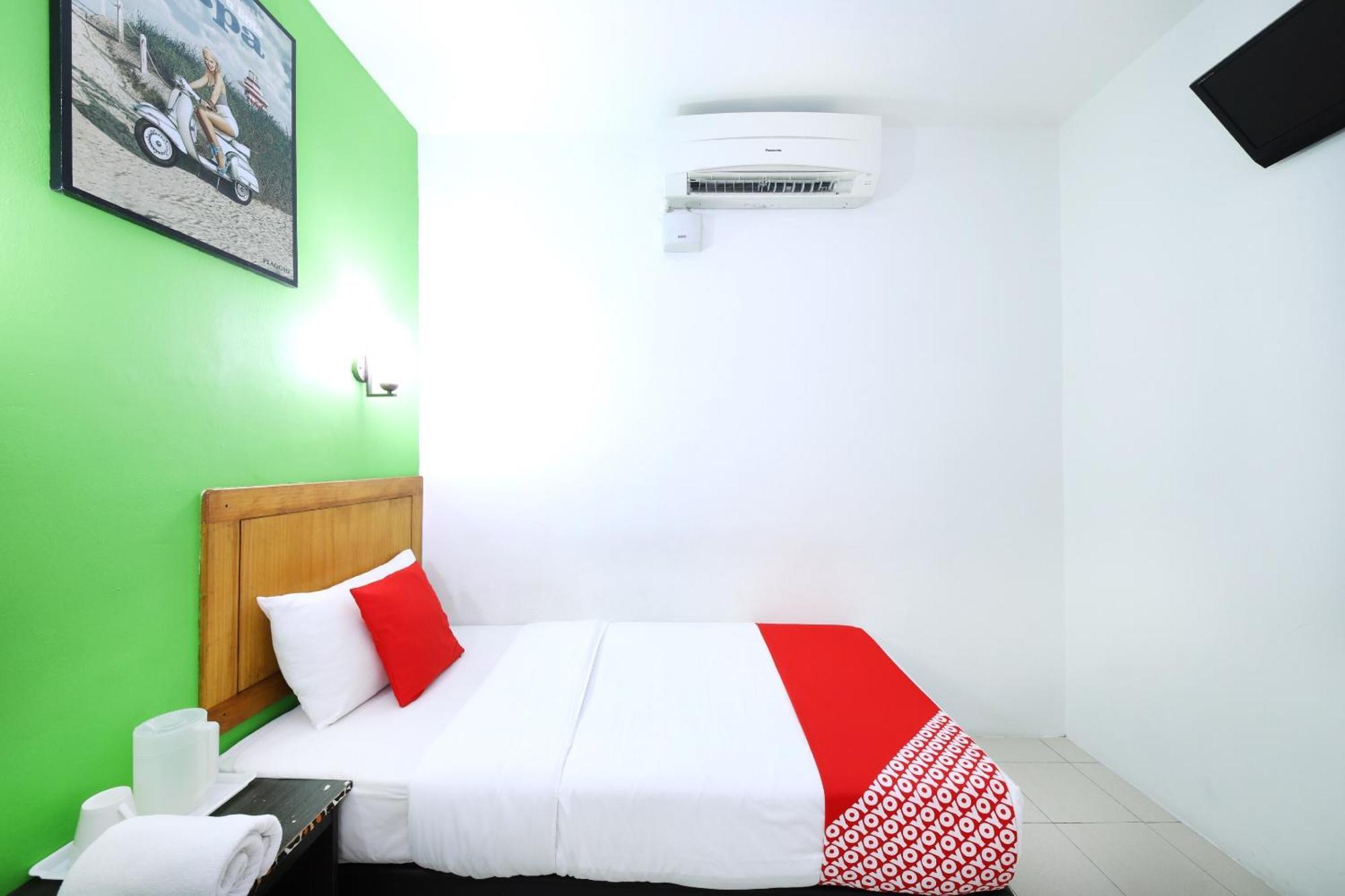 Super Oyo 502 Midah Inn Puchong Εξωτερικό φωτογραφία