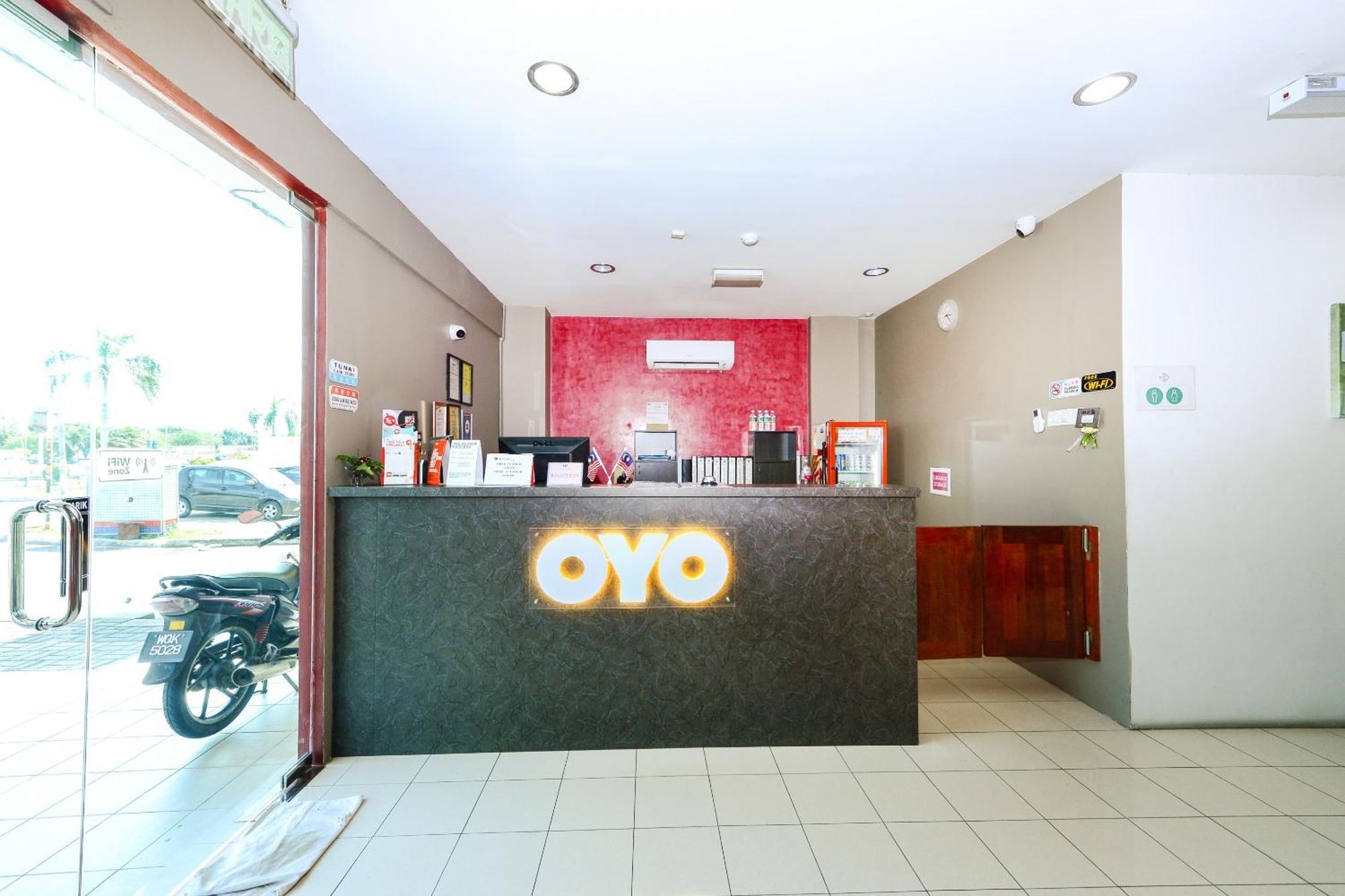 Super Oyo 502 Midah Inn Puchong Εξωτερικό φωτογραφία
