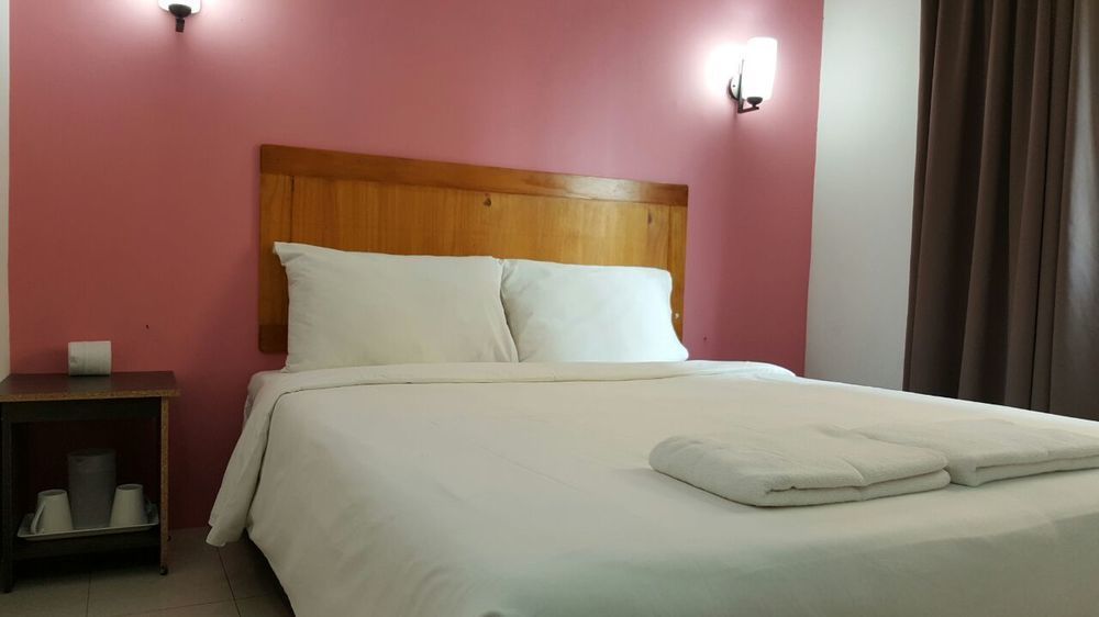 Super Oyo 502 Midah Inn Puchong Εξωτερικό φωτογραφία