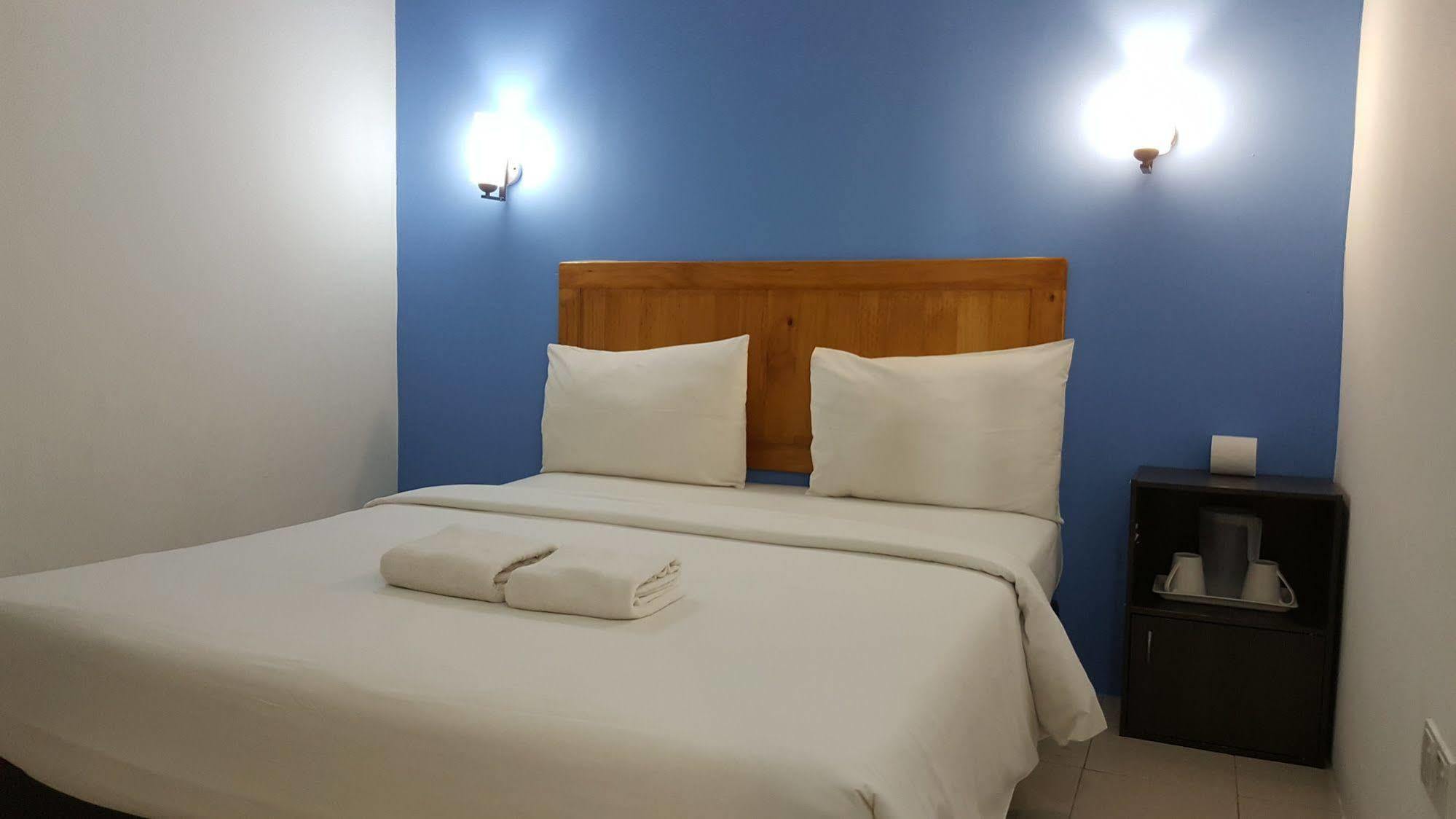 Super Oyo 502 Midah Inn Puchong Εξωτερικό φωτογραφία